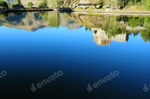 Preview: Water Surface With Reflections