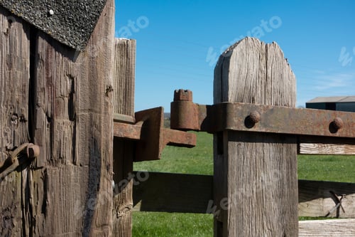 Preview: Old Farm Gate Hinge Example