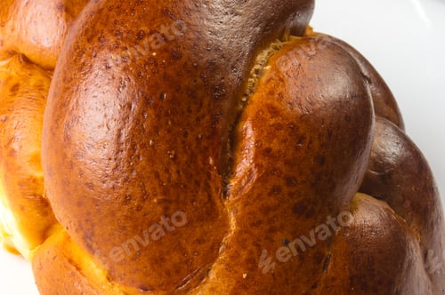 Preview: Chunks Large Braided Loaf On White Background