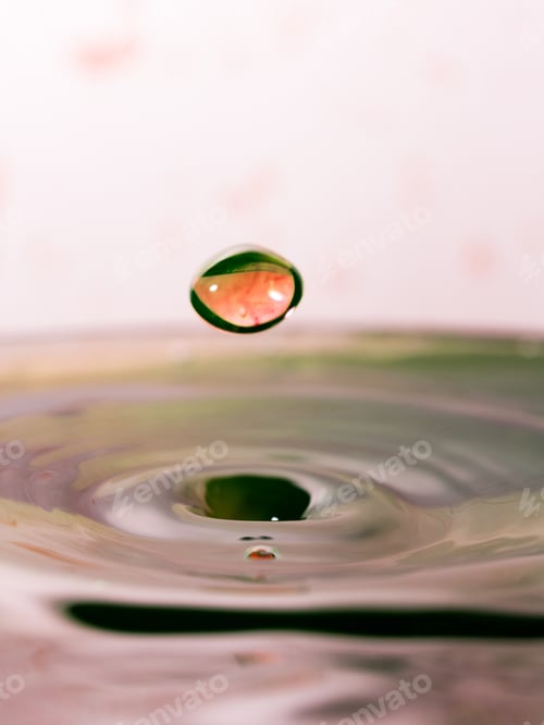 Preview: Colorful, Abstract Composition With Water And Water Drops