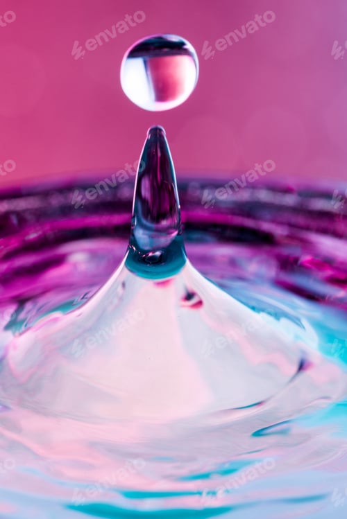 Preview: Colorful, Abstract Composition With Water And Water Drops