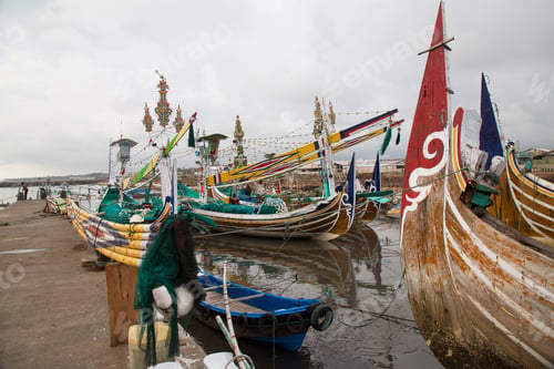 Preview: Brightly Colored And Traditional Fishing Boats Moored In An Indonesian Port, Sailors And Workmen
