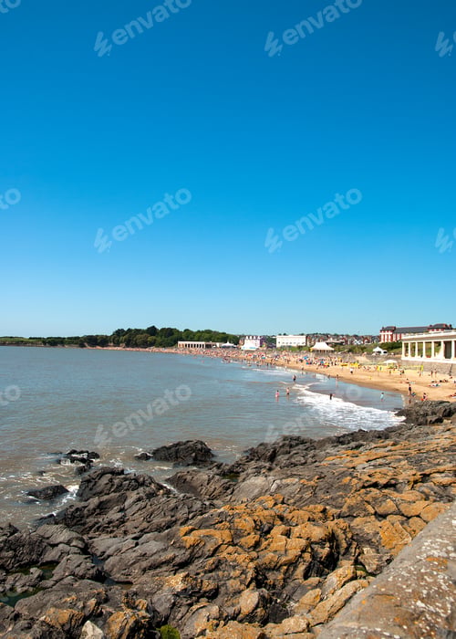 Preview: Summer At Barry Island Beach In Wales, Uk