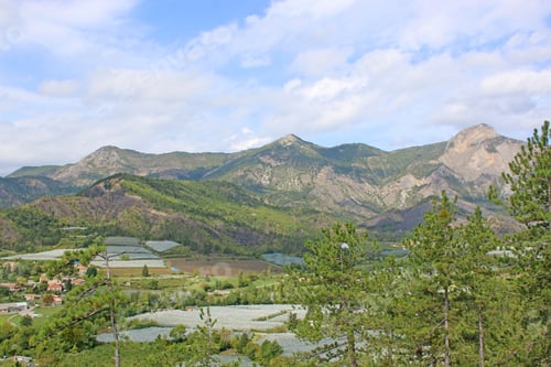 Preview: Motte Du Caire In The French Alps