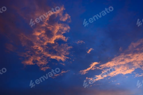 Vorschau: Spektakuläre Sonnenuntergangswolken