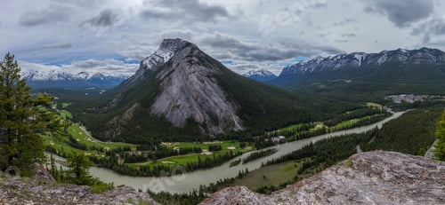 Preview: Beautiful Mt. Rundle In Banff National Park, Alberta, Canada