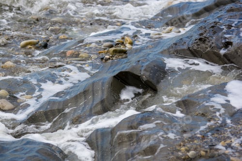 Preview: Pebble Stones On The Sea Beach, The Rolling Waves Of The Sea With Foam