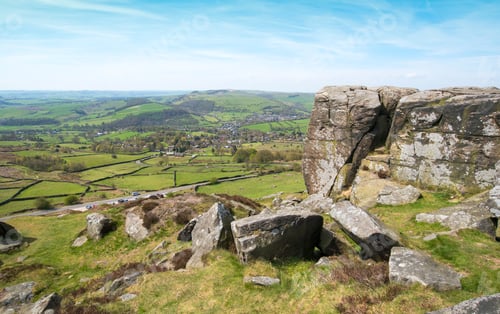 Preview: Fallen Rocks At Curbar Edge, Derbyshire Dales, Uk