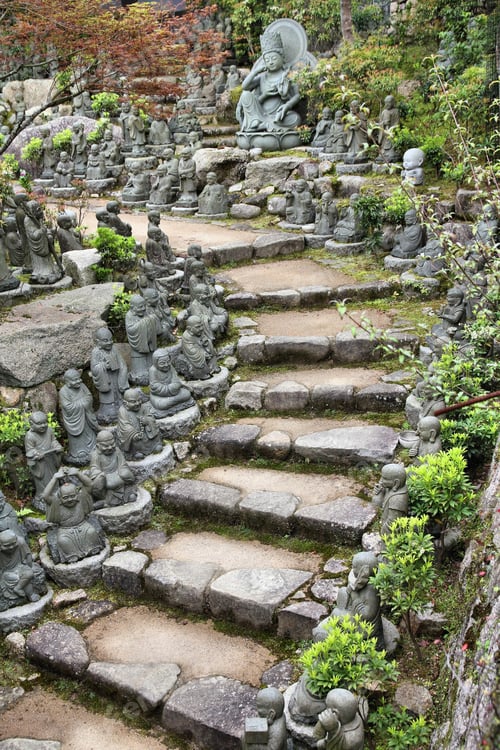 Preview: Japanese Culture - Landmarks Of Miyajima Island Near Hiroshima. Ksitigarbha Statues In Daishouin