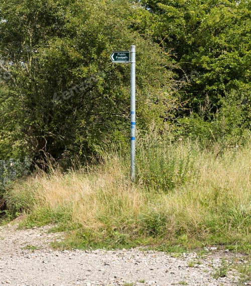 Preview: Public Footpath Sign Post Example