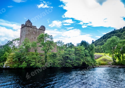 Preview: Lochness Urquhart Ruins