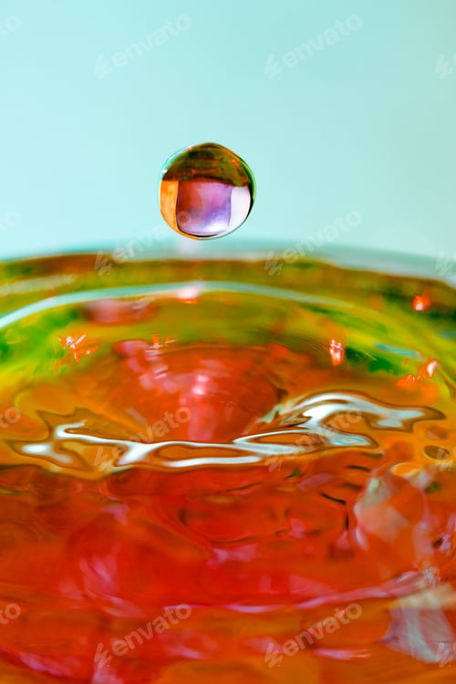 Preview: Colorful, Abstract Composition With Water And Water Drops