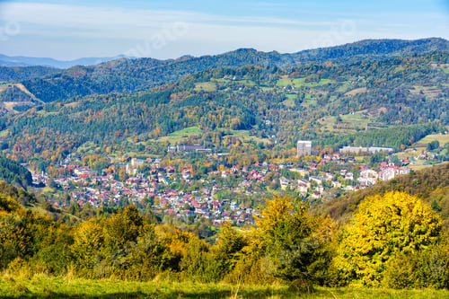 Preview: View On Szczawnica Town In Polish Pieniny Mountains.