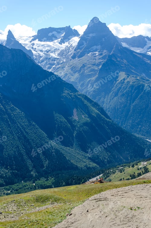 Preview: View In The Mountains, Dombay