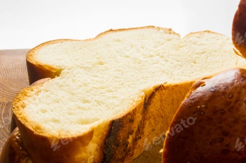 Preview: Chunks Large Braided Loaf On Wooden Background