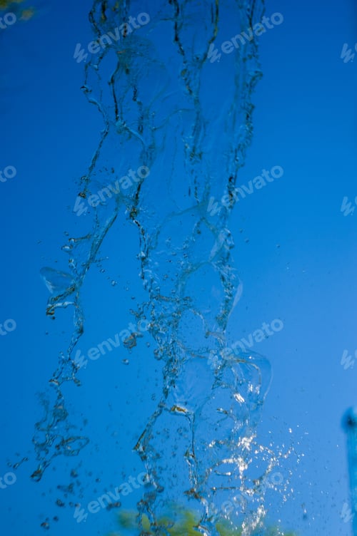 Preview: Transparent Falling Water Vertical Flows, Close Up