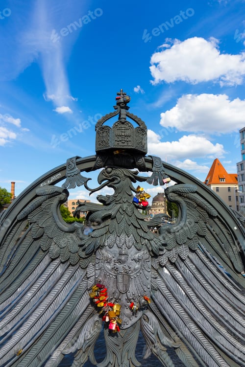 Preview: Locks On Bridge Over Spree River In Berlin City Of Germany In Europe