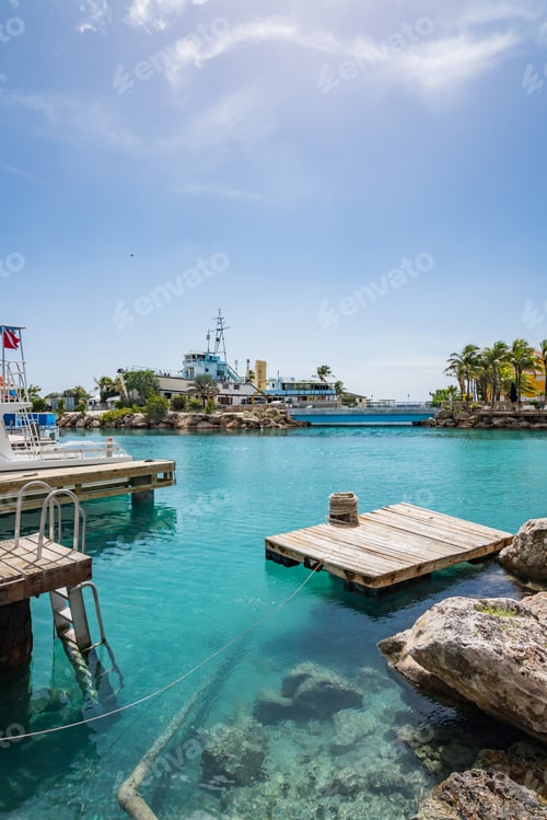 Preview: Views Around The Caribbean Island Of Curacao