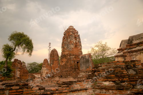 Preview: Old Beautiful Thai Temple Wat Mahathat, Ayutthaya Historical Park, Ayutthaya, Thailand