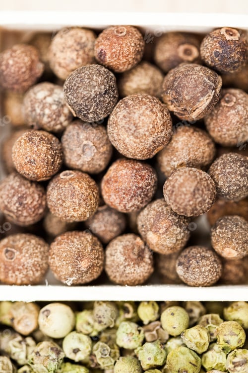 Preview: Spices And Black Rice In A Wooden Box: Red, Green And White Pepper, Sea Salt, Himalayan Salt