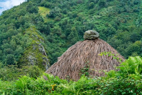 Preview: Landscape In The Braña De Tuiza Shepherd Village In The Council Of Teverga Within Las Ubiñas - La