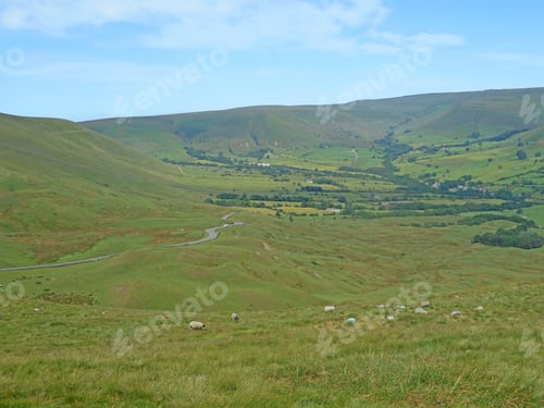 Preview: Mam Tor In The Peak District