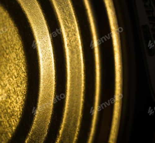 Preview: A Lid Or Base Of Food Yellow Tin Cans, Macro, Close Up