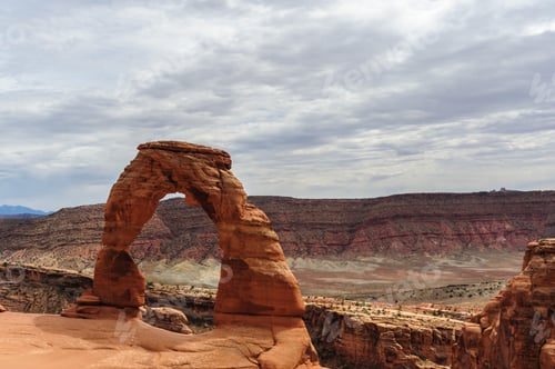 Preview: Delicate Arch Is A Key Feature, One Of The Largest Stone Arches In Arches National Park, Utah, Usa