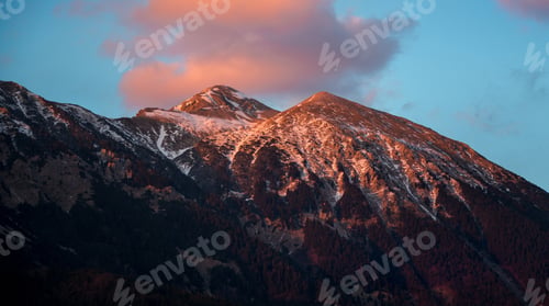 Preview: Sunset In The Mountains