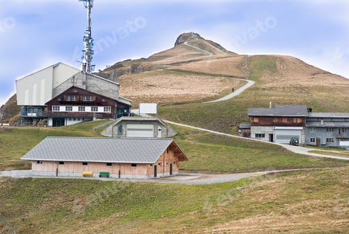Preview: Maninlichen Top. Lift To Wengen