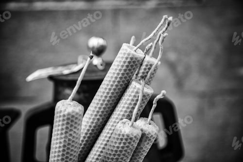 Preview: Candles Made Of Handmade Beeswax, Lighting Detail
