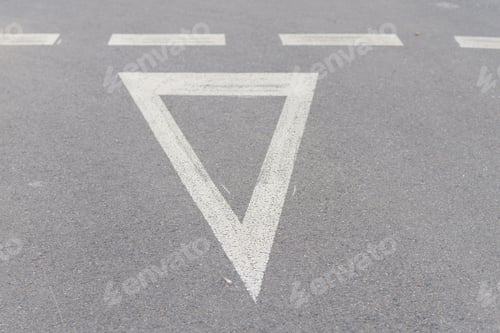 Preview: Signal "Give Way".