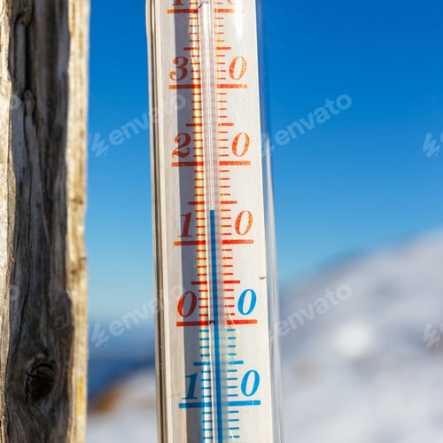 Preview: Thermometer Strapped On A Post Outside In The Mountain, Shallow Depth Of Field