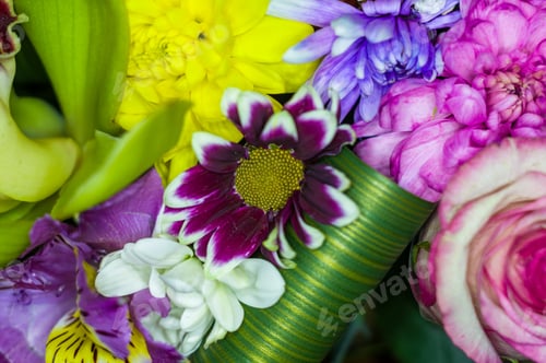 Preview: Beautiful Gift Bouquet Of Various Colorful Decorative Summer Flowers