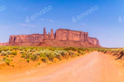 Preview: Dirt Road In The Valley Of Monuments. Scenic Reserve In Utah, Usa