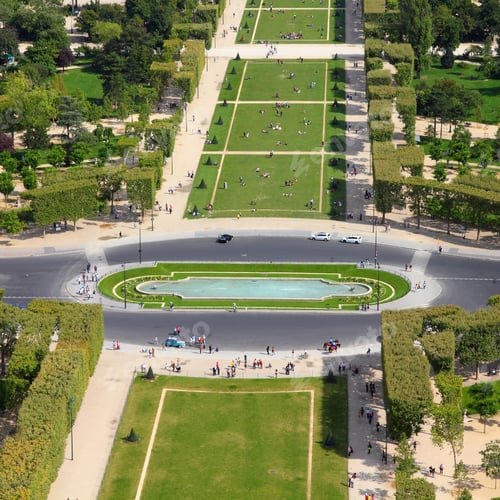 Preview: Paris, France - Field Of Mars Gardens