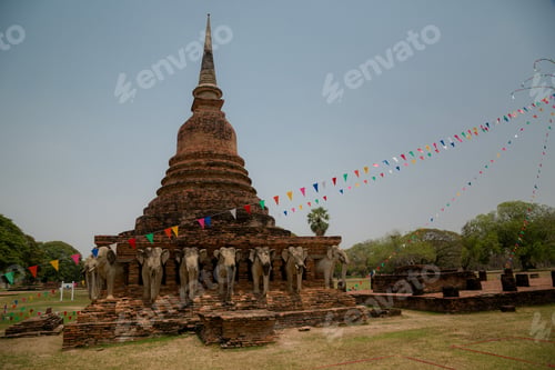 Preview: Wat Phra Si Rattana Mahathat Or Wat Phra Prang In Sri Satchanalai Historical Park, Sukhothai