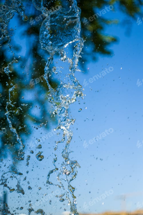 Preview: Transparent Falling Water Vertical Flows, Close Up