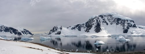 Preview: Antarctic Seascape With Reflection