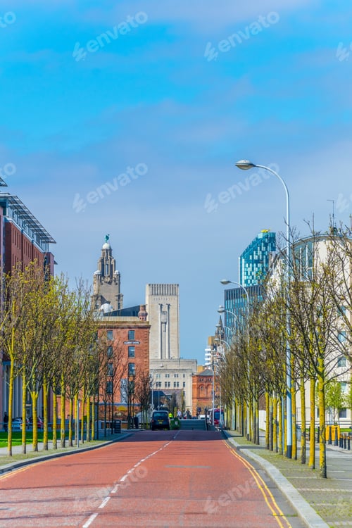 Preview: View Of The Business Center Of Liverpool Through Queens Dock, England