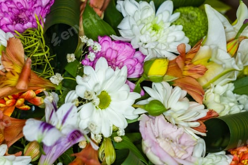 Preview: Beautiful Gift Bouquet Of Various Colorful Decorative Summer Flowers