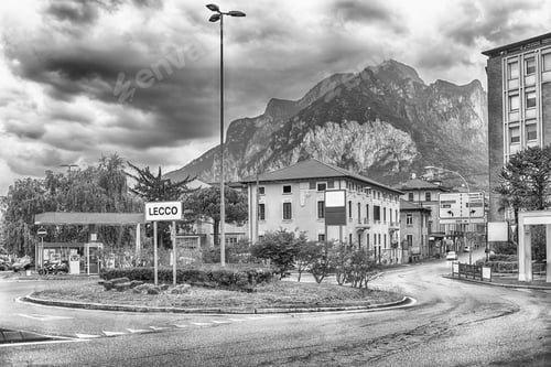Preview: City Intersection With Scenic View Of Bergamo Alps In The Background, Lecco, Italy