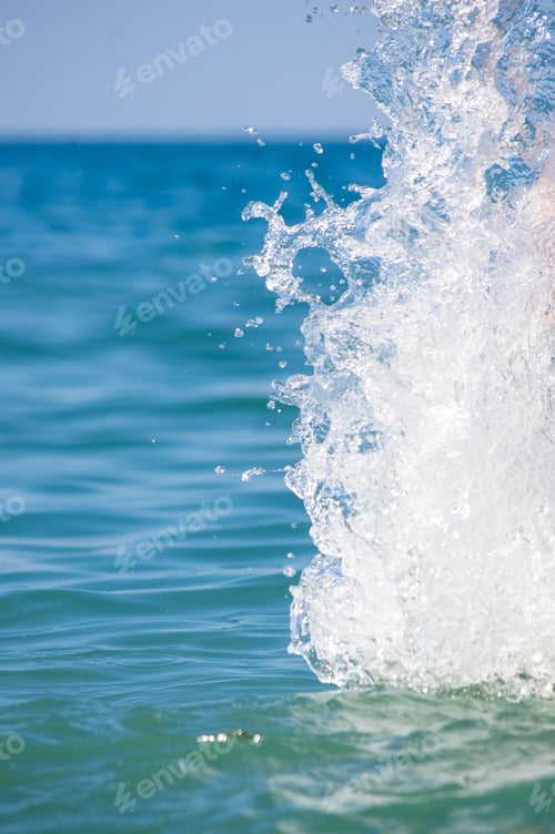 Preview: Large Transparent Splashes Sea Water On A Sunny Day