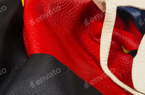 Preview: Colored Flaps, Pieces, And Scraps Of Natural Leather For The Manufactured Furniture, Bags And