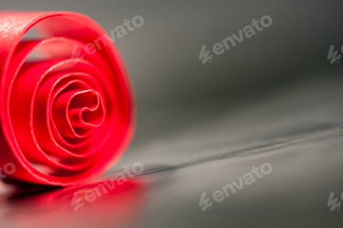 Preview: Macro, Abstract, Background Picture Of Red Paper Spirals With Reflections