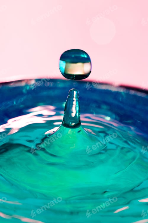 Preview: Colorful, Abstract Composition With Water And Water Drops
