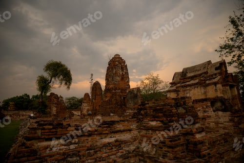 Preview: Old Beautiful Thai Temple Wat Mahathat, Ayutthaya Historical Park, Ayutthaya, Thailand