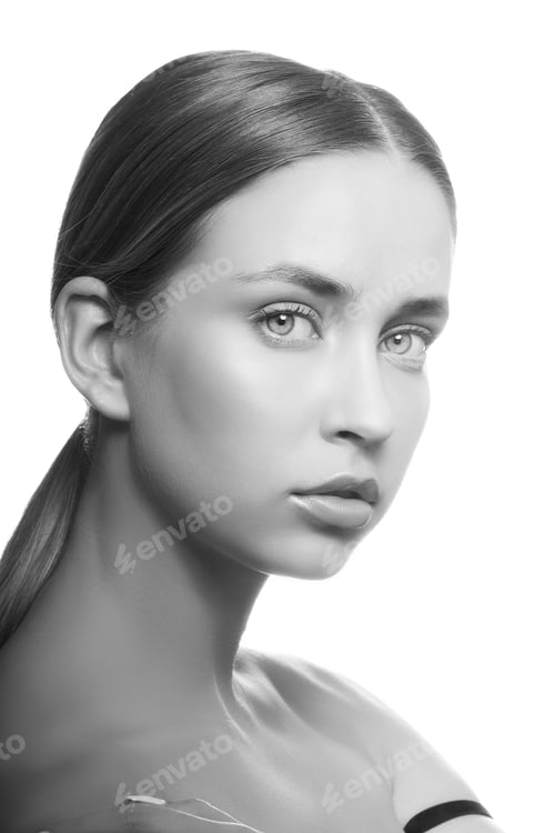 Preview: Beautiful Face Of Young Caucasian Girl With Natural Make-Up, Perfect Skin And Green Eyes Over White