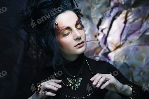 Preview: Close Up Portrait Young Woman With Bright Make Up