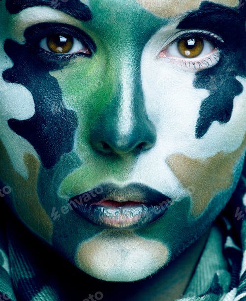 Preview: Beautiful Young Fashion Woman With Military Style Clothing And Face Paint Make-Up, Khaki Colors